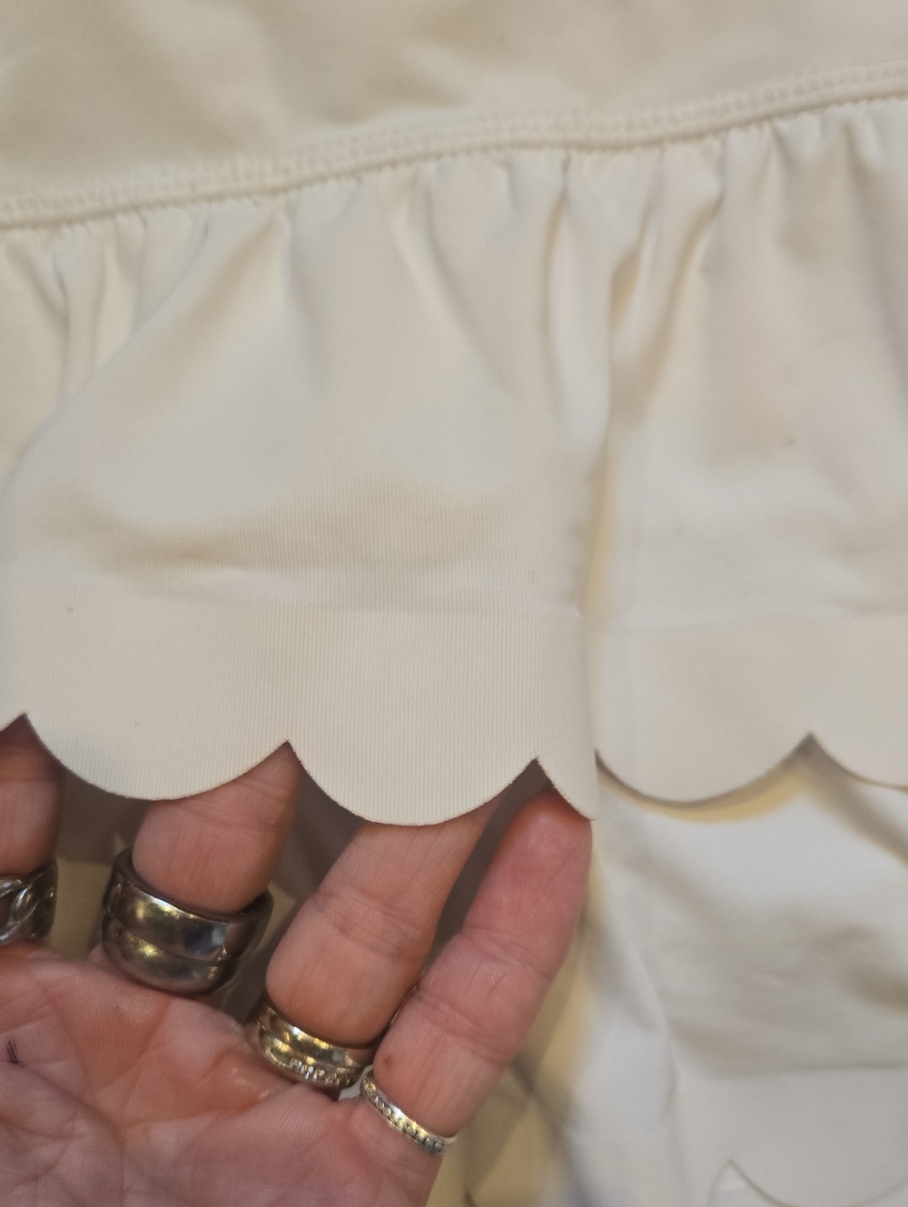 Lilly Pulitzer Luxletic White Tiered Scalloped Skort - Picture 3 of 9